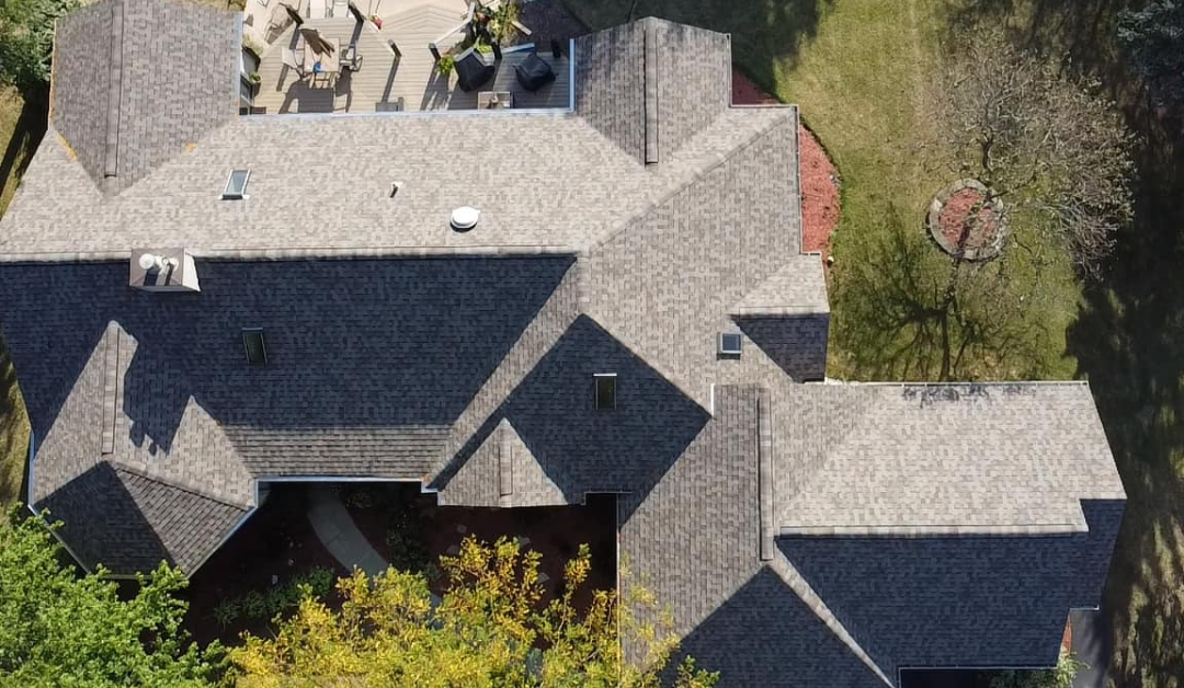 How to Know When It’s Time for a Roof Replacement in Northern Illinois