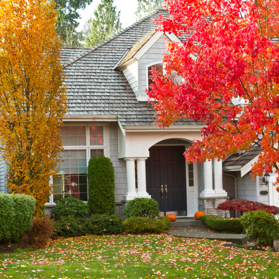 House in fall Summers in Illinois